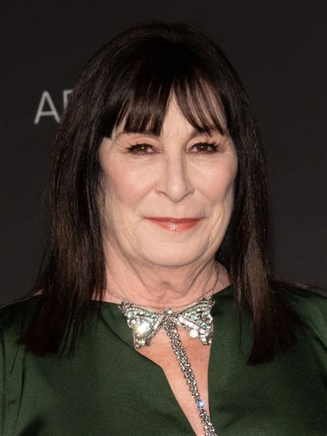 anjelica huston young|is angelica houston still alive.